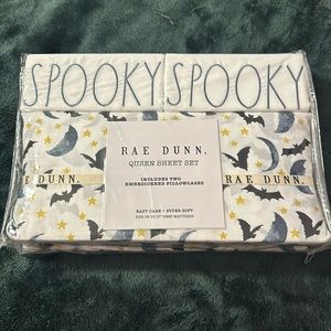 Rae Dunn Halloween Queen Sheet Set
